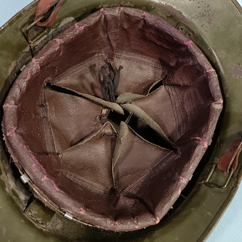 CASQUE DEFENSE PASSIVE MODELE 1926 TRIANGLE VERT VILLE DE NIMES DP ET AMBULANCE 1939/1945