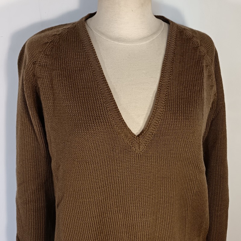 TRES BEAU PULL EN LAINE KAKI COL EN " V " PROVENANCE MAL D'OFFICIER PERIODE 1930-1940 PARFAIT ETAT