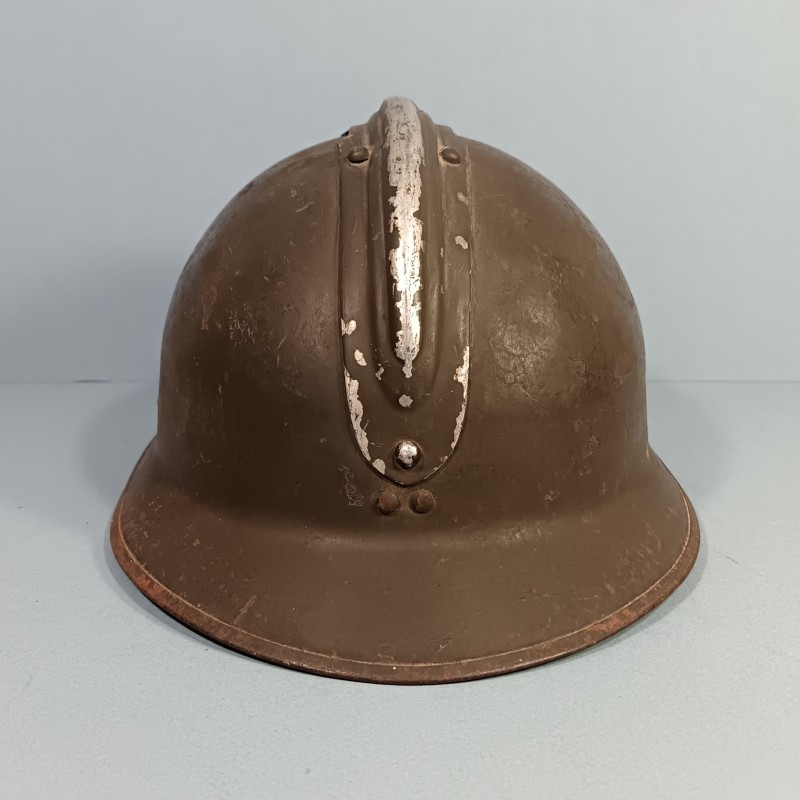 CASQUE DANS SON JUS DEFENSE PASSIVE MODELE 1926 INSIGNE DP PEINT 1939/1945 TAILLE 59