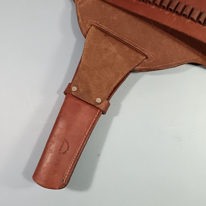 CEINTURON ET HOLSTER WESTERN EN CUIR EPAIS FABRICATION BRAUER BROSS. MFG. CO. NUMEROTEE POUR COLT US ARMY OU NAVY