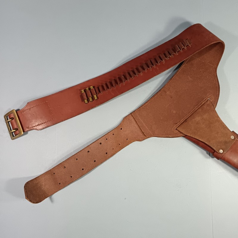 CEINTURON ET HOLSTER WESTERN EN CUIR EPAIS FABRICATION BRAUER BROSS. MFG. CO. NUMEROTEE POUR COLT US ARMY OU NAVY