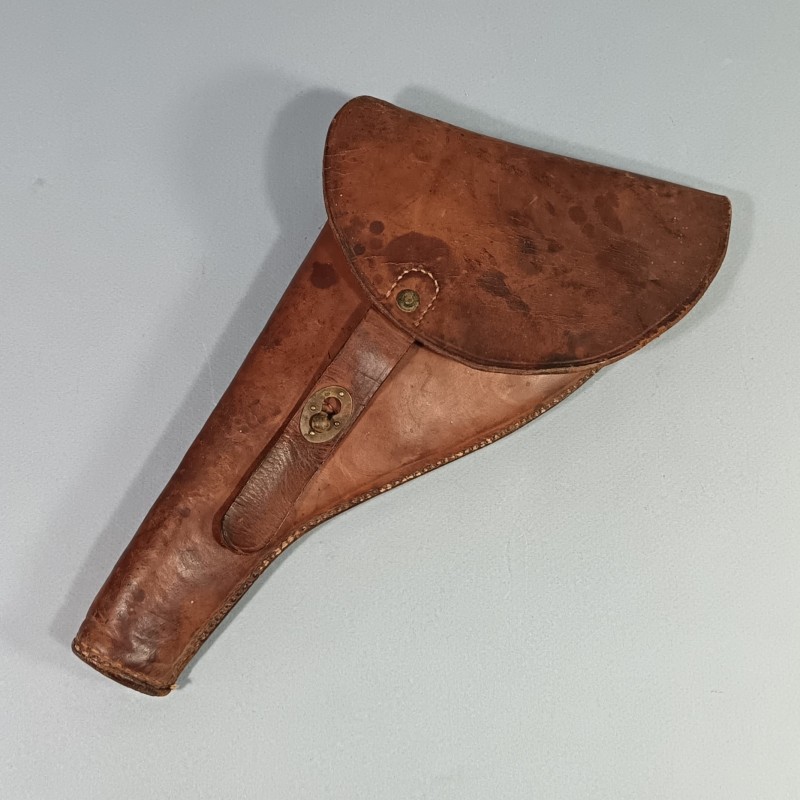 ETUI POUR GAUCHE !! EN CUIR POUR REVOLVER DE TYPE WEBLEY FABRICATION LOCALE OU TERRAIN POUR UN OFFICIER FRANCAIS