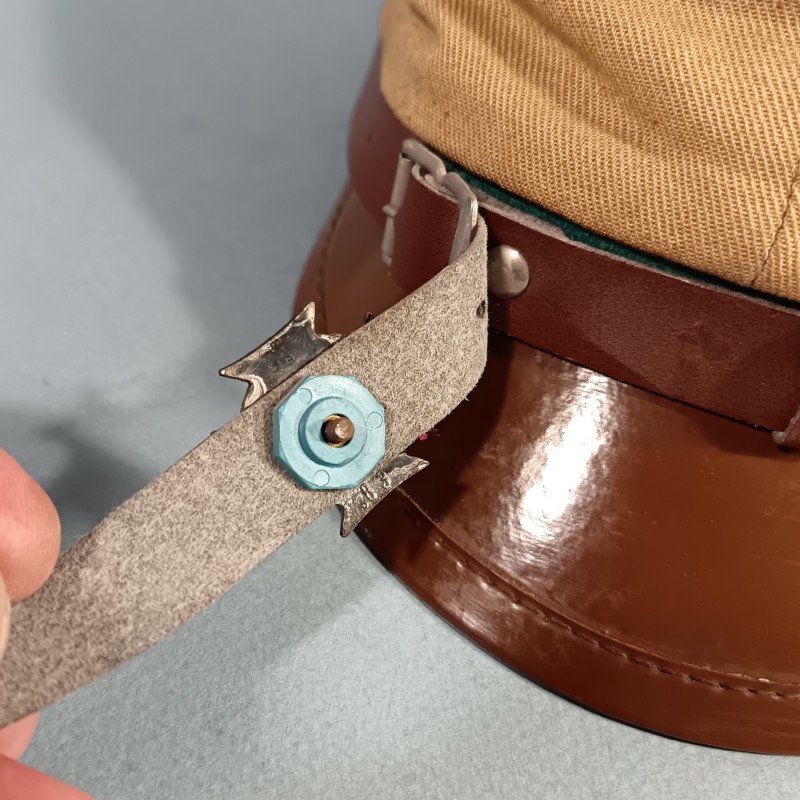 CASQUETTE DES SCOUT POLONAIS AVEC PETIT INSIGNE SUR LA JUGULAIRE TAILLE 55 FABRICATION RECENTE