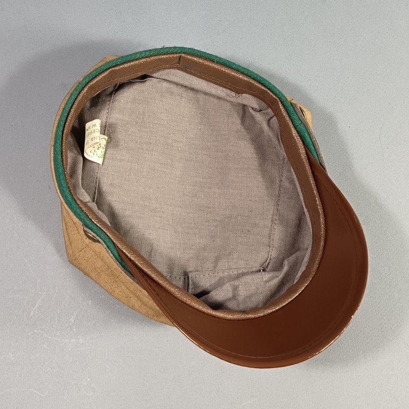 CASQUETTE DES SCOUT POLONAIS AVEC PETIT INSIGNE SUR LA JUGULAIRE TAILLE 55 FABRICATION RECENTE