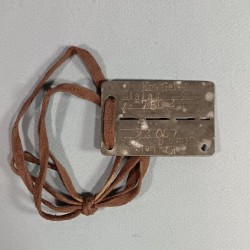PLAQUES D'IDENTITE DE PRISONNIER AU STALAG XI A VILLE DE ALTENGRABOW EN ALLEMAGNE KRIEGSGEFANGENER