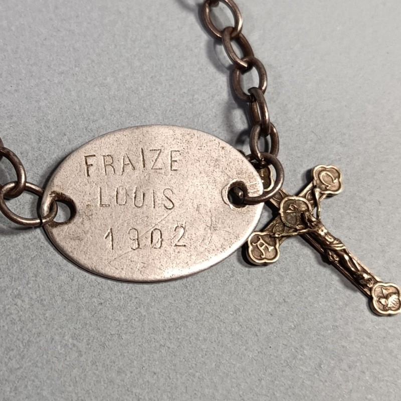 PLAQUE D'IDENTITE MILITAIRE TROUPE FRAIZE LOUIS CLASSE 1902 MARSEILLE MATRICULE 1386 GUERRE 1914-1918 AVEC SA CHAINE