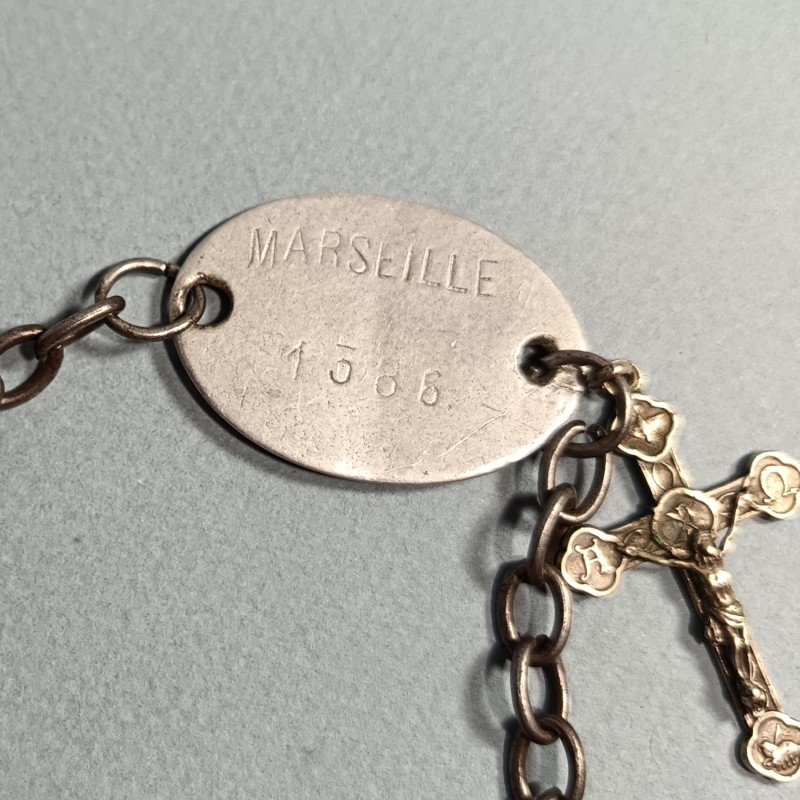 PLAQUE D'IDENTITE MILITAIRE TROUPE FRAIZE LOUIS CLASSE 1902 MARSEILLE MATRICULE 1386 GUERRE 1914-1918 AVEC SA CHAINE