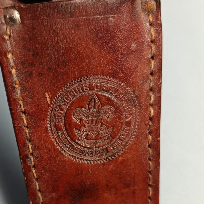 COUTEAU SCOUTS FABRICATION SABATIER DEPOSE FOURREAU MARQUE DES BOY SCOUTS OF AMERICA ANNEES 1940-1950