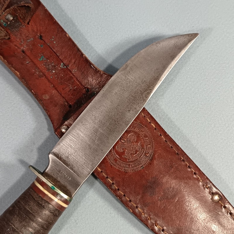 COUTEAU SCOUTS FABRICATION SABATIER DEPOSE FOURREAU MARQUE DES BOY SCOUTS OF AMERICA ANNEES 1940-1950