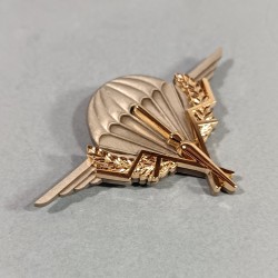 TCHAD INSIGNE MILITAIRE BREVET PARACHUTISTE TCHADIEN FABRICATION DELSART NUMEROTE 3005