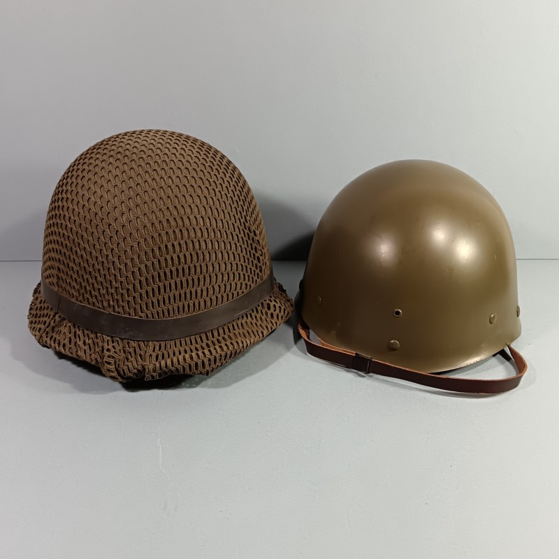 CASQUE FRANCAIS MODELE 1951 AVEC CAMOUFLAGE ET PANSEMENT LOURD ET LINER DU MEME FABRICANT CARPENTIER 1954 ET 1953