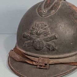 CASQUE ADRIAN MODELE 1915 ARTILLERIE COMPLET GUERRE 1914-1918 POILUS DE VERDUN INSIGNE GRENADE ET CANONS CROISES