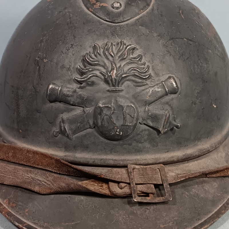 CASQUE ADRIAN MODELE 1915 ARTILLERIE COMPLET GUERRE 1914-1918 POILUS DE VERDUN INSIGNE GRENADE ET CANONS CROISES