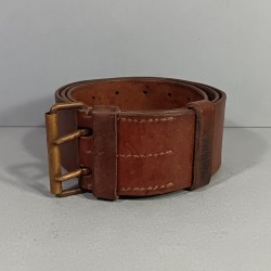 CEINTURON TROUPE EN CUIR MARRON MODELE 1903/1914 BOUCLE LAITON FABRICATION PREMIERE GUERRE
