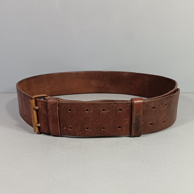 CEINTURON TROUPE EN CUIR MARRON MODELE 1903/1914 BOUCLE LAITON FABRICATION PREMIERE GUERRE