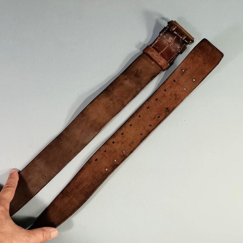 CEINTURON TROUPE EN CUIR MARRON MODELE 1903/1914 BOUCLE LAITON FABRICATION PREMIERE GUERRE