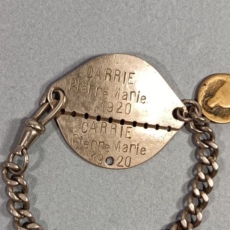 PLAQUE D'IDENTITE MILITAIRE TROUPE MODELE 1918 CARRIE PIERRE MARIE CLASSE 1920 MATRICULE 2166 A MONTPELLIER GUERRE 1939-1945