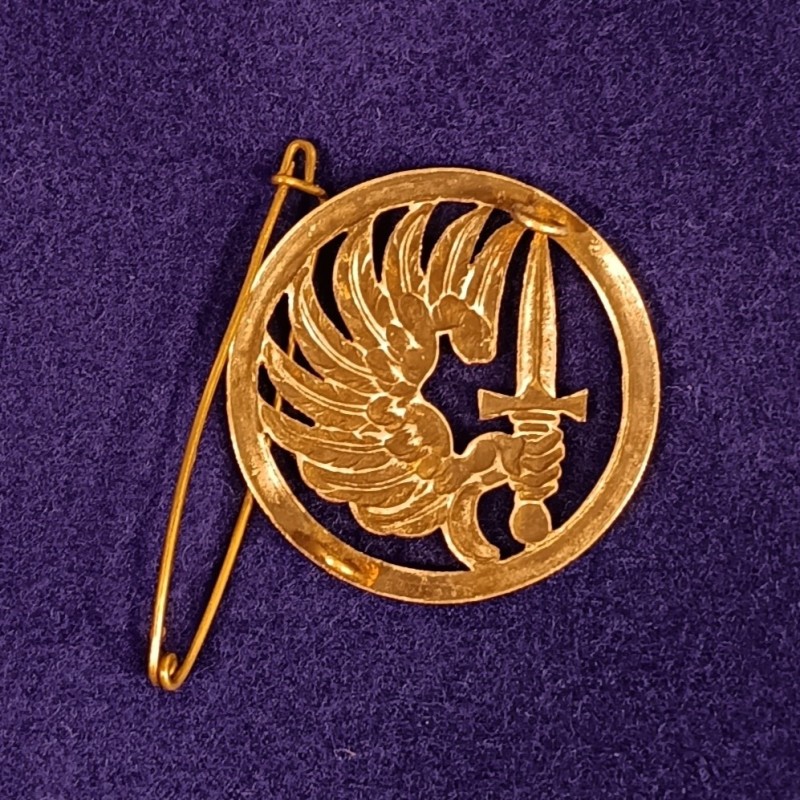 BERET BLEU ROI EN 3 PARTIES MODELE 1947 NEUF DE STOCK FABRICANT S.C.P. BERNAY PARACHUTISTES METRO TAP TAILLE 59