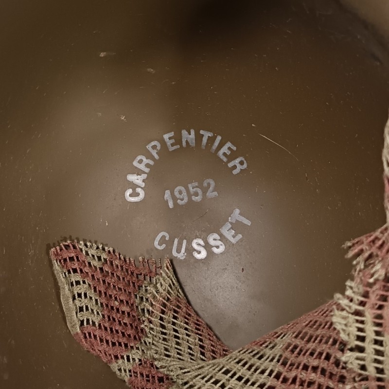 CASQUE FRANCAIS MODELE 1951 AVEC CAMOUFLAGE ET PANSEMENT ETAT NEUF DE STOCK LOURD CARPENTIER 1952 ET LINER CARPENTIER 1953