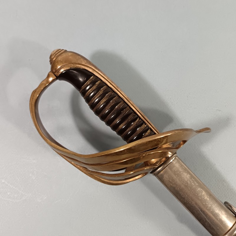 SABRE MODELE 1822 1882 FANTAISIE POUR OFFICIERS DE CAVALERIE OU ARTILLERIE MONTEE GARDE DITE DE NANCY LAME COURBE