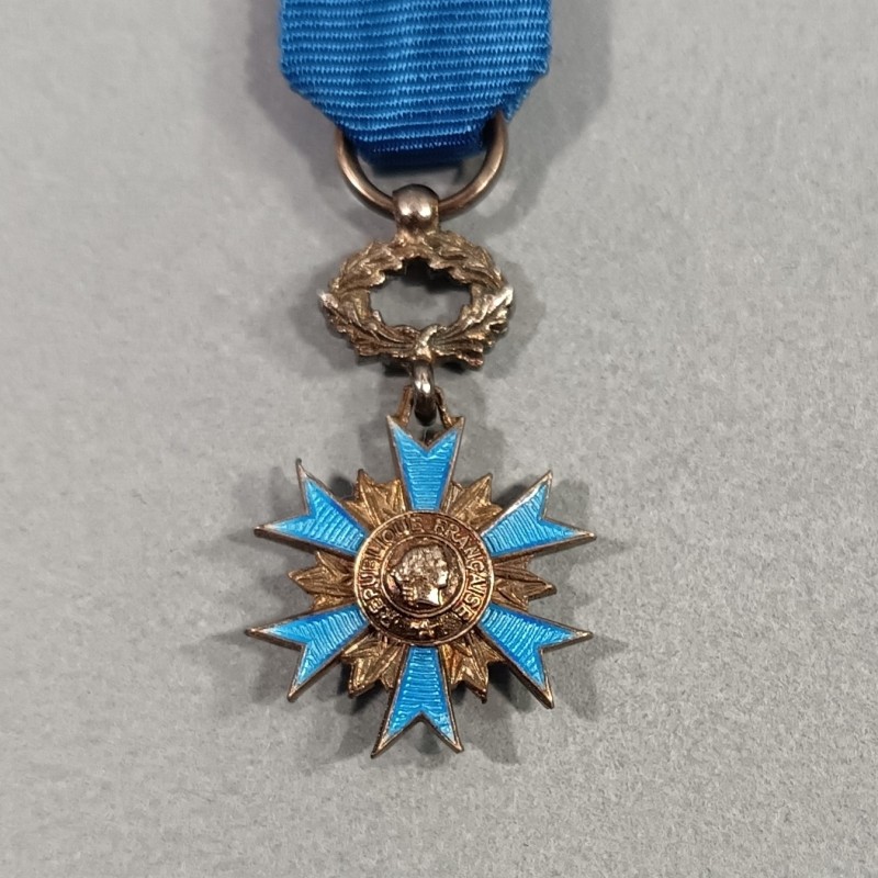FRANCE REDUCTION DE LA MEDAILLE DE COMMANDEUR DE L'ORDRE NATIONAL DU MERITE ONM EN ARGENT
