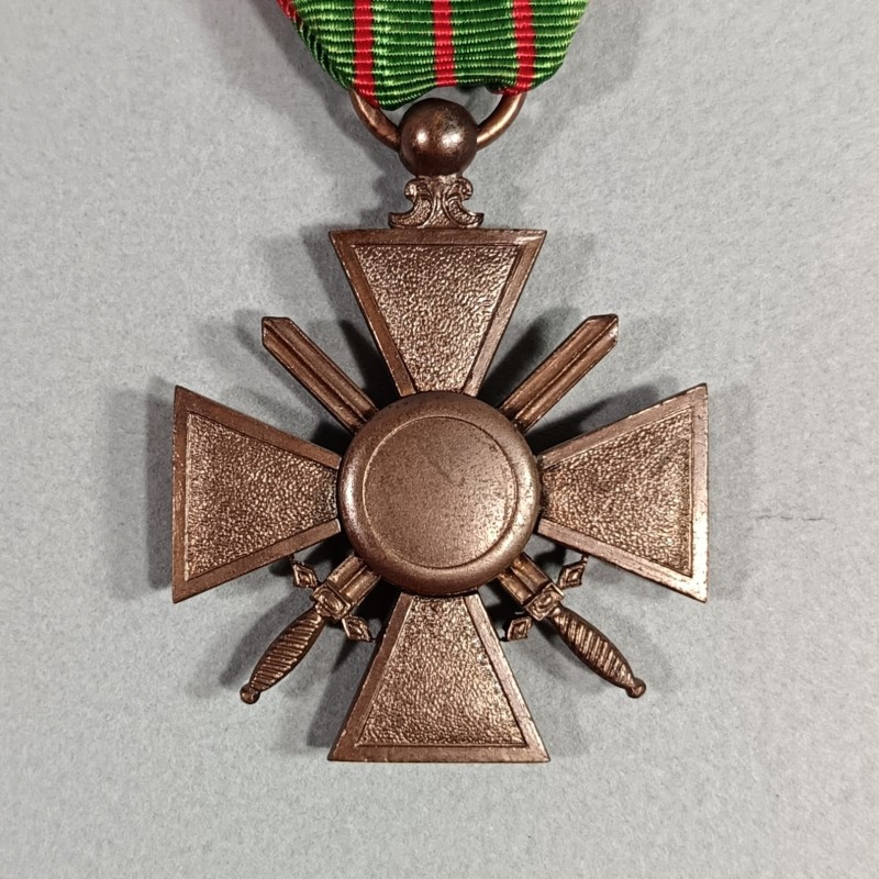 FRANCE MEDAILLE CROIX DE LA SECONDE GUERRE 1939-1945 SANS DATEE AU DOS MODELE DE LONDRE FRENCH WAR CROSS WW2 LONDON MADE