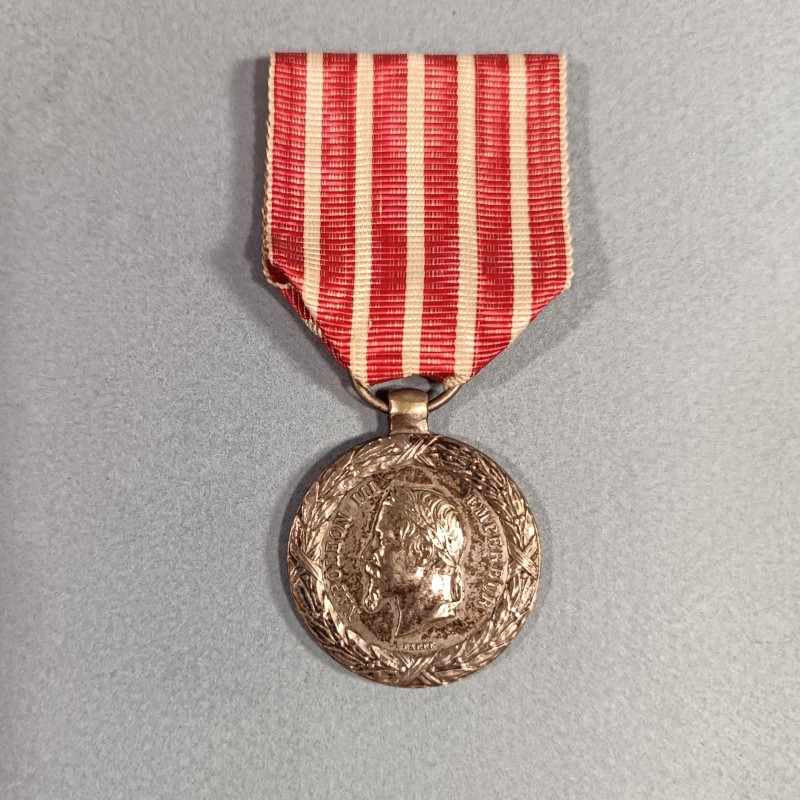 MEDAILLE EN ARGENT DE LA CAMPAGNE D'ITALIE NAPOLEON III 1859 SECOND EMPIRE SIGNEE BARRE