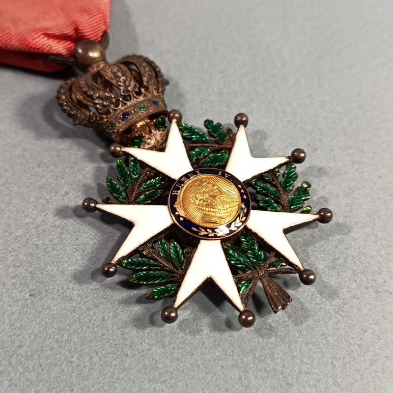 FRANCE MEDAILLE DE CHEVALIER DE L'ORDRE DE LA LEGION D'HONNEUR MODELE MONARCHIE DE JUILLET 1830 1848 LOUIS PHILIPPE