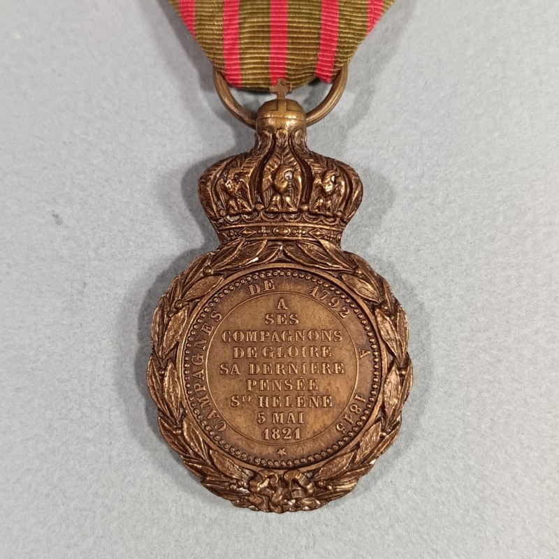 MEDAILLE DE STE HELENE NAPOLEON Ier 1821 A SES COMPAGNONS DE GLOIRE SOUVENIR DES CAMPAGNES DU PREMIER EMPIRE GRANDE ARMEE