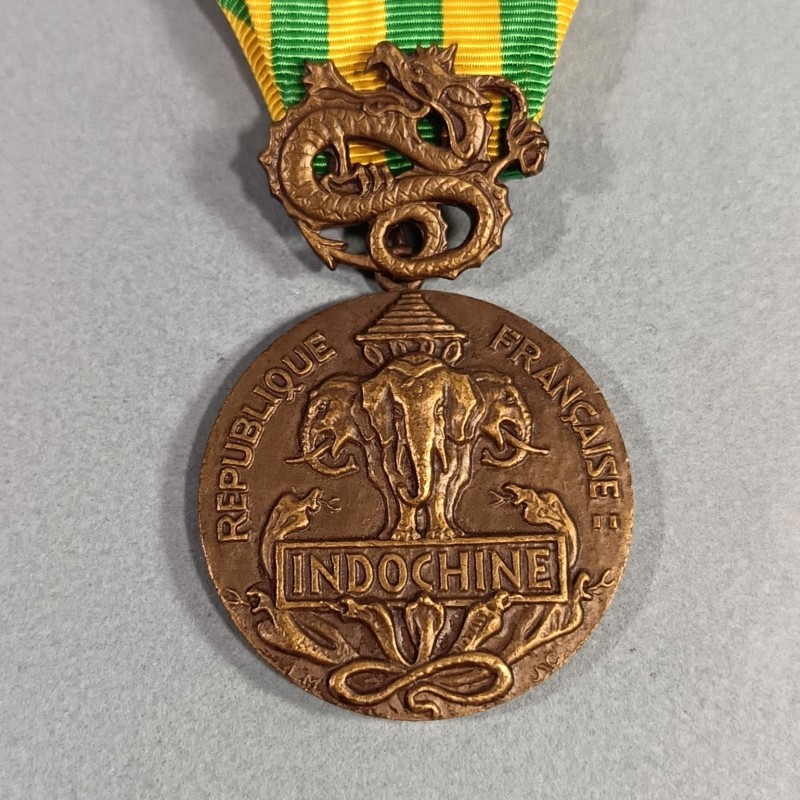 MEDAILLE COMMEMORATIVE DU CORPS EXPEDITIONNAIRE FRANCAIS D'EXTREME-ORIENT EN INDOCHINE