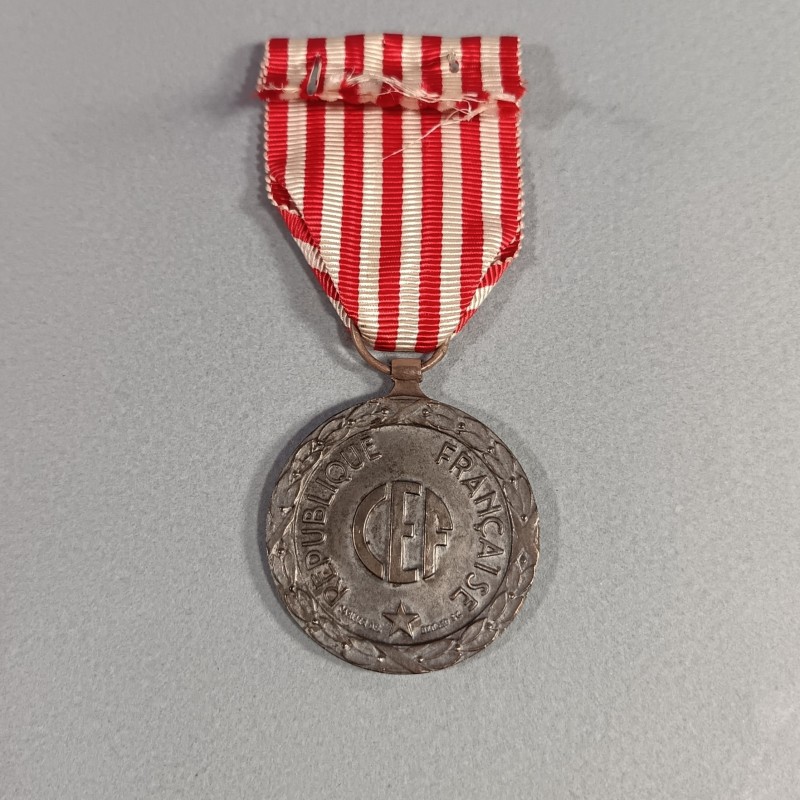 MEDAILLE COMMEMORATIVE DU CORPS EXPEDITIONNAIRE FRANCAIS EN ITALIE CEF ARMEE DE LIBERATION 1943 1944