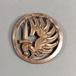 INSIGNE DE BERET PARACHUTISTE FABRICATION NON MARQUEE ANNEAUX DECALES ANNEES 1950 TAP INDOCHINE ALGERIE