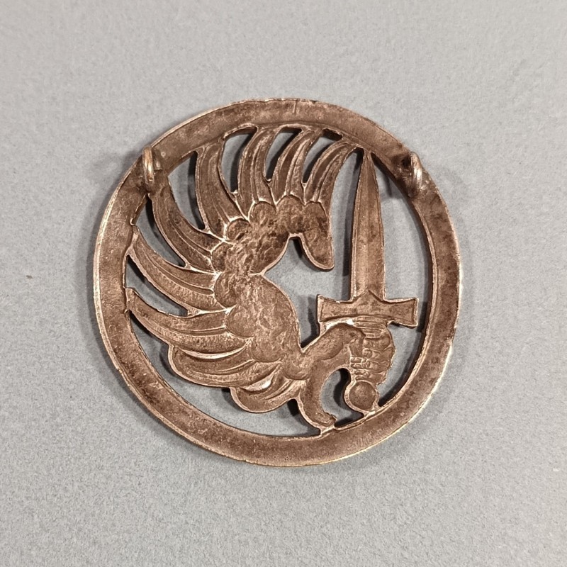 INSIGNE DE BERET PARACHUTISTE FABRICATION NON MARQUEE ANNEAUX DECALES ANNEES 1950 TAP INDOCHINE ALGERIE