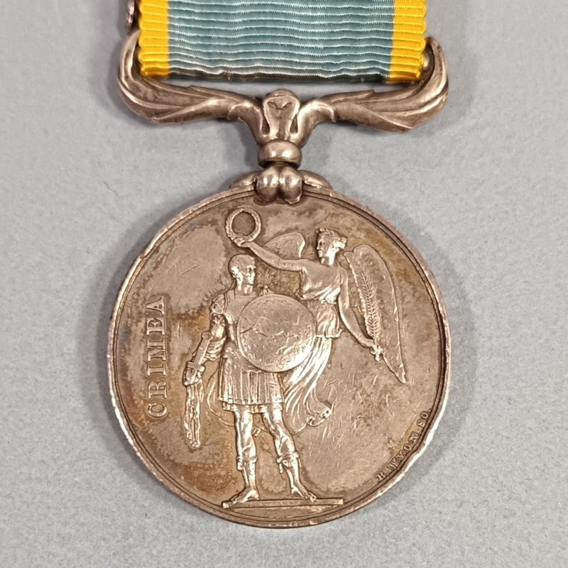 MEDAILLE DE L'EXPEDITION DE CRIMEE MEDAILLE EN ARGENT FABRICATION ANGLAISE AVEC SA BARRETTE SEBASTOPOL SECOND EMPIRE