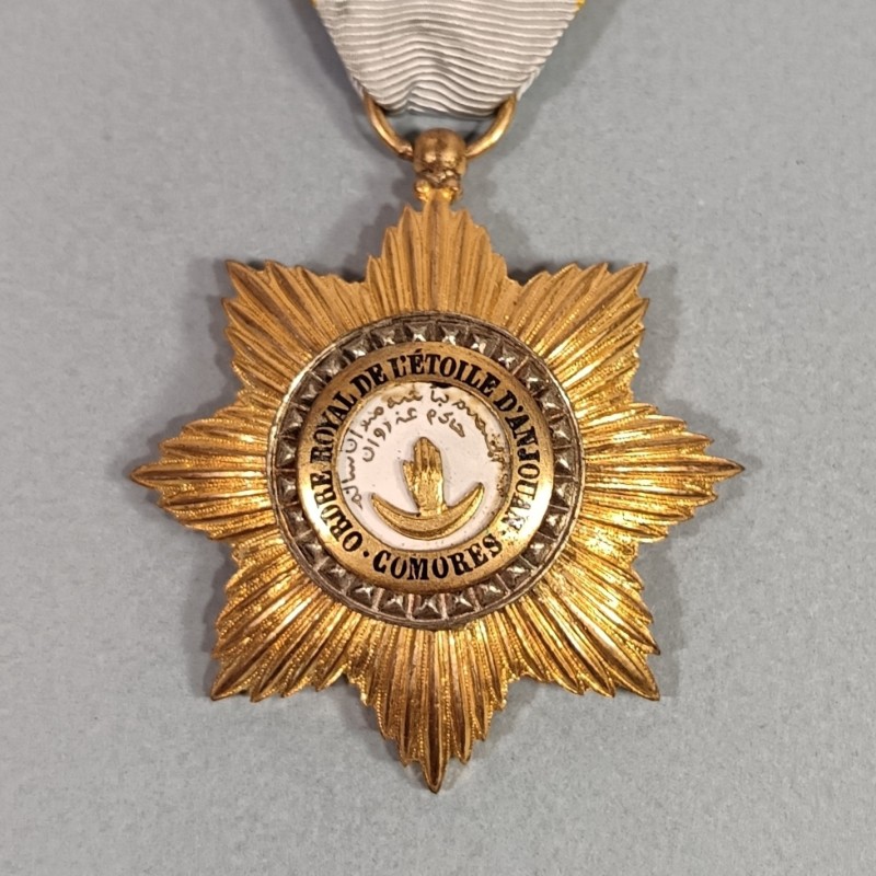 COMORES MEDAILLE DE CHEVALIER DE L'ORDRE ROYAL DE L'ETOILE D'ANJOUAN