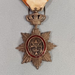 CAMBOGE MEDAILLE DE CHEVALIER DE L'ORDRE ROYAL DU CAMBODGE RUBAN DU CAMBODGE ORDRE COLONIAL