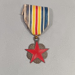 FRANCE MEDAILLE DES BLESSES GUERRE 1914-1918 1939-1945 MODELE SECOND TYPE MODELE PEINT