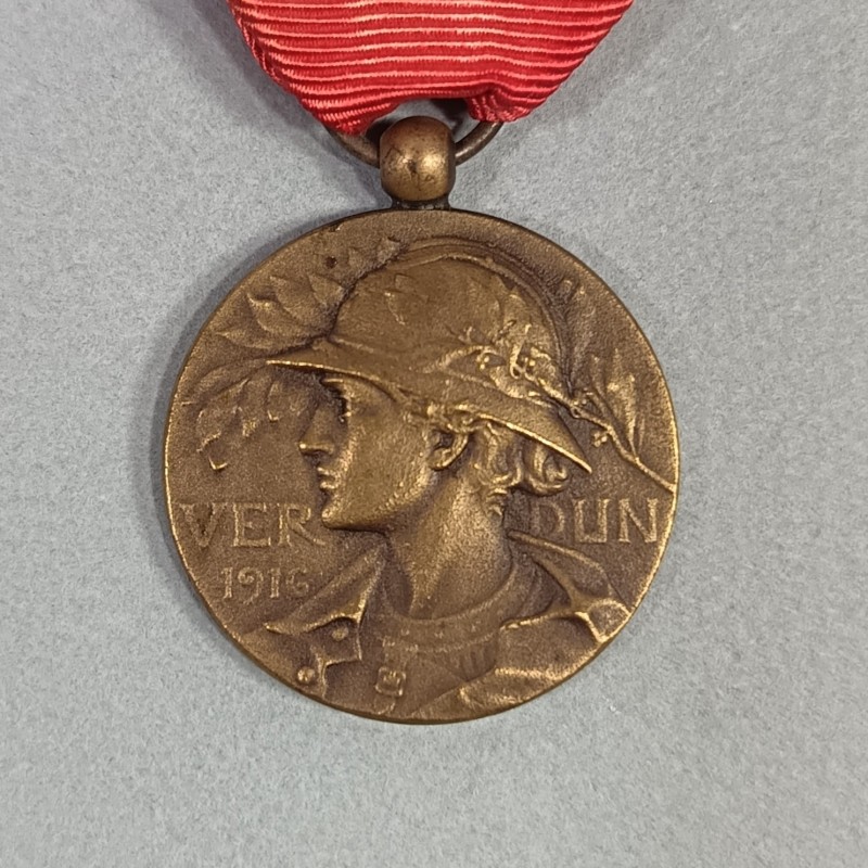 FRANCE MEDAILLE DE LA BATAILLE DE VERDUN ON NE PASSE PAS 21 FEVRIER 1916 PAR PRUDHOMME NON MARQUEE AVEC BARRETTE VERDUN