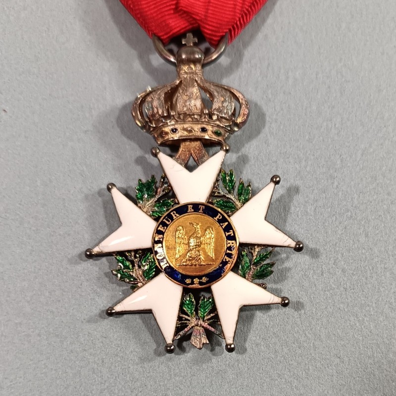 FRANCE MEDAILLE DE CHEVALIER DE L'ORDRE DE LA LEGION D'HONNEUR MODELE SECOND EMPIRE 1852 1870 NAPOLEON III