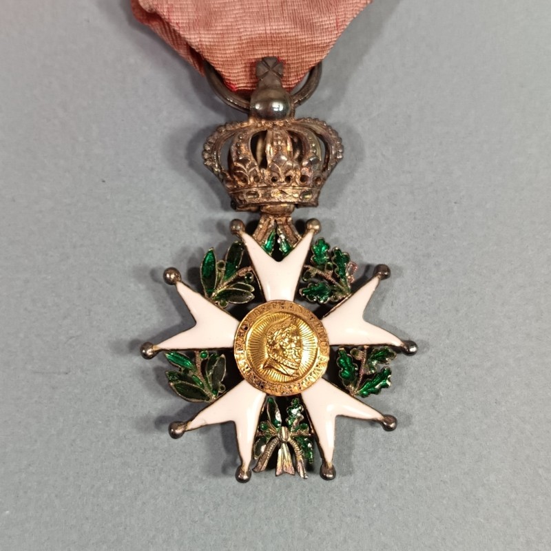FRANCE MEDAILLE DE CHEVALIER DE L'ORDRE DE LA LEGION D'HONNEUR MODELE 3/4 DE TAILLE RESTAURATION LOUIX XVIII CHARLES X 1814 1830