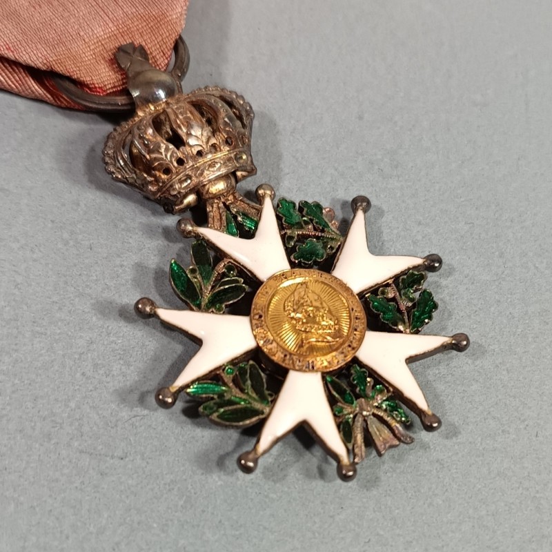 FRANCE MEDAILLE DE CHEVALIER DE L'ORDRE DE LA LEGION D'HONNEUR MODELE 3/4 DE TAILLE RESTAURATION LOUIX XVIII CHARLES X 1814 1830