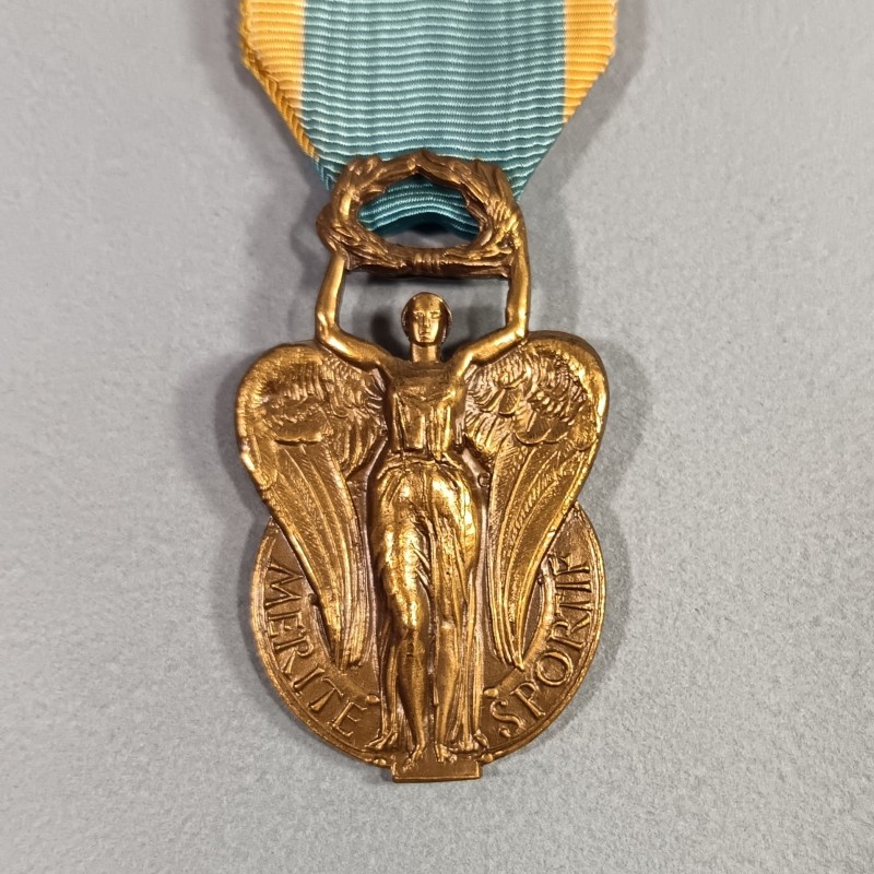MEDAILLE D'OFFICIER DU MERITE SPORTIF CLASSE BRONZE 1956 - 1963 PREMIER TYPE