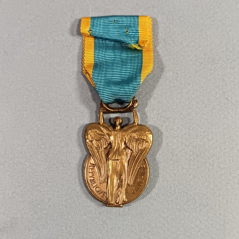 MEDAILLE D'OFFICIER DU MERITE SPORTIF CLASSE BRONZE 1956 - 1963 PREMIER TYPE