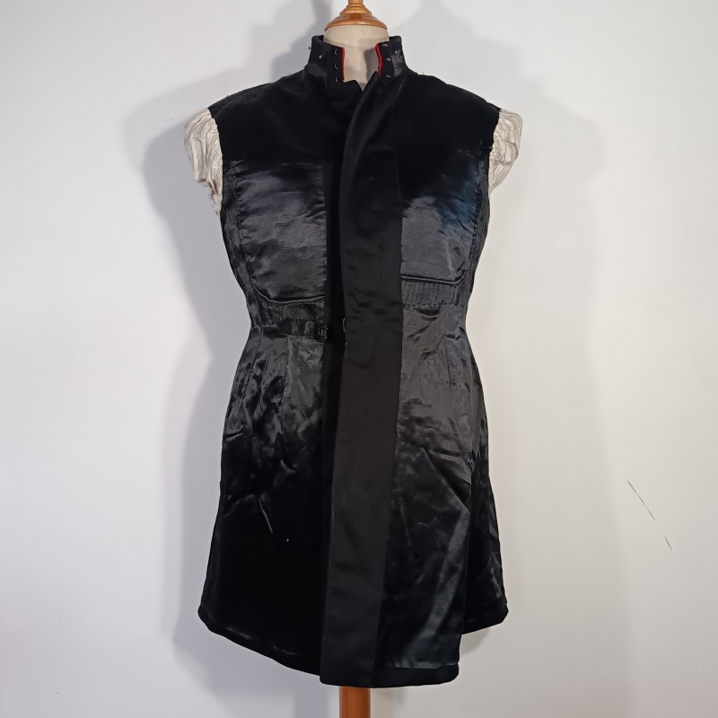VESTE D'UNIFORME MODELE 1931 D'UN CAPITAINE DU GENIE DATEE 1935 AVEC SES EPAULETTES TENUE 31