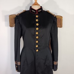 VESTE D'UNIFORME MODELE 1931 D'UN CAPITAINE DU GENIE DATEE 1935 AVEC SES EPAULETTES TENUE 31