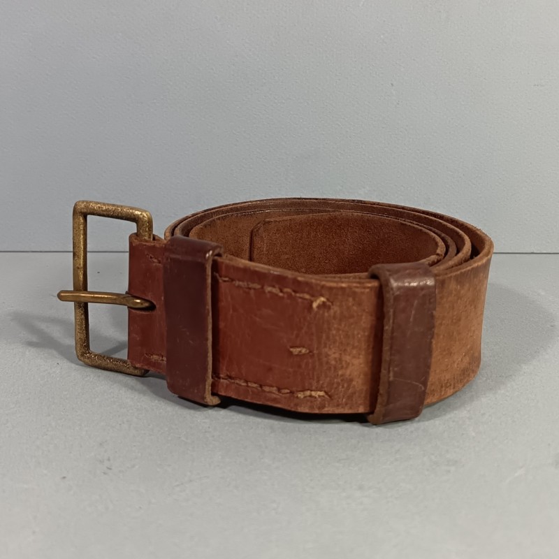 CEINTURON OFFICIER OU CAVALERIE ETUI REVOLVER EN CUIR MARRON MODELE ANCIEN 1900 1914 TROISIEME REPUBLIQUE BOUCLE LAITON