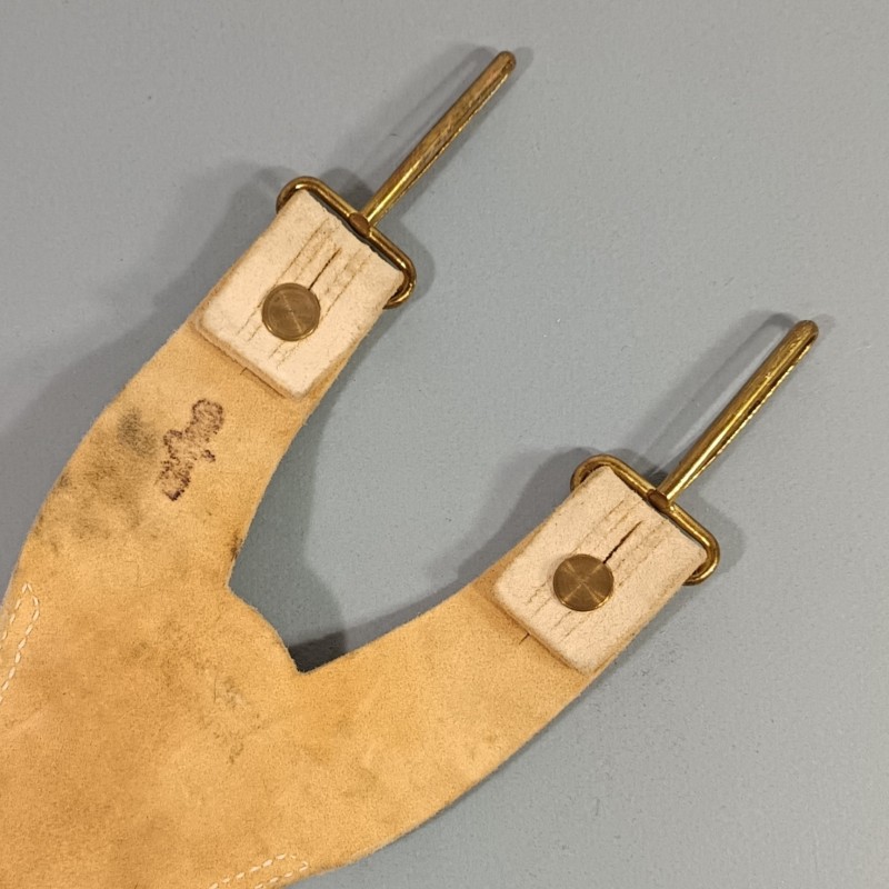 PORTE BAIONNETTE EN BUFFLETERIE BLANCHE GENDARMERIE POUR TENUE DE PARADE 1920 -1931 CHASSEPOT GRAS LEBEL ET BERTHIER