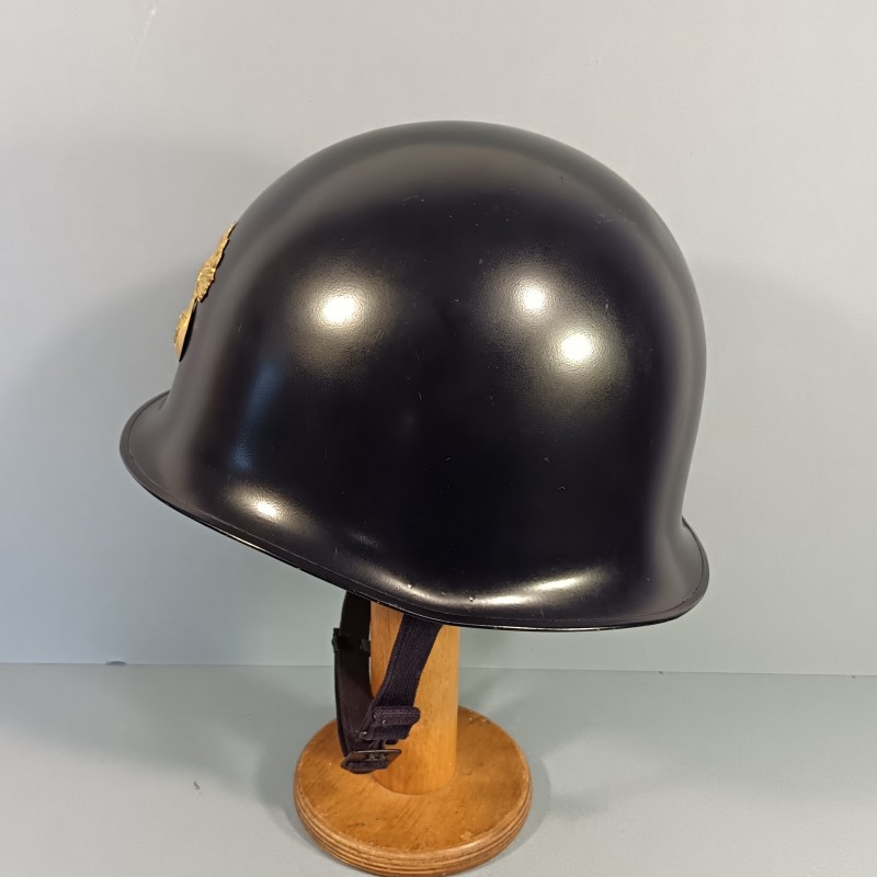 CASQUE MODELE 1951 DE GENDARMERIE NEUF DE STOCK GRENADE DOREE LINER DATE 1966 AVEC SON COUVRE CASQUE GENDARME MOBILE
