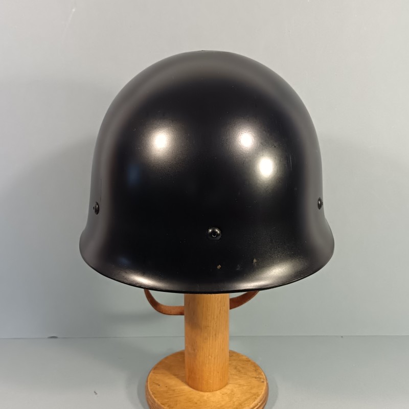 CASQUE MODELE 1951 DE GENDARMERIE NEUF DE STOCK GRENADE DOREE LINER DATE 1966 AVEC SON COUVRE CASQUE GENDARME MOBILE
