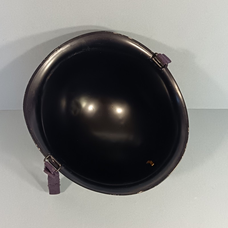 CASQUE MODELE 1951 DE GENDARMERIE NEUF DE STOCK GRENADE DOREE LINER DATE 1966 AVEC SON COUVRE CASQUE GENDARME MOBILE